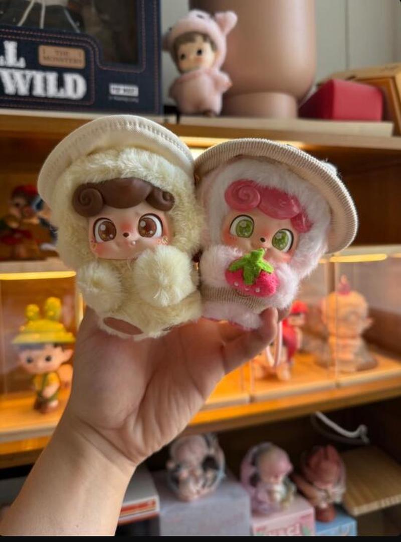 Q Kids Outdoor Activities - กล่องสุ่มตุ๊กตาไวนิล Q.Kid ของแท้ ซีรีส์กิจกรรมกลางแจ้ง ของเล่นสุดฮิต ตกแต่งพวงกุญแจ