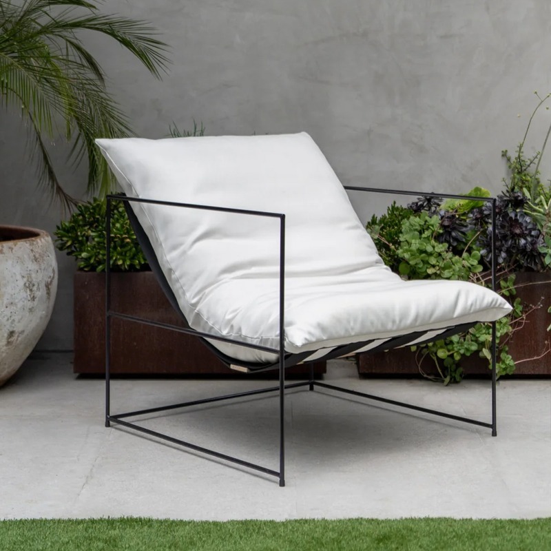 ชุดเฟอร์นิเจอร์สวนพลาสติกแบบย้ - Kids Outdoor Furniture Set บทวิจารณ์และราคา