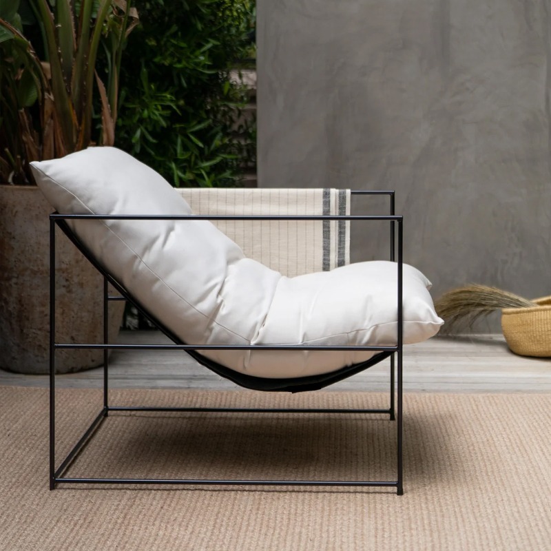 ชุดเฟอร์นิเจอร์สวนพลาสติกแบบย้ - Kids Outdoor Furniture Set บทวิจารณ์และราคา